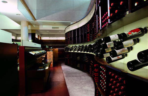 Винный туризм: Лавиния – главный винный бутик Европы